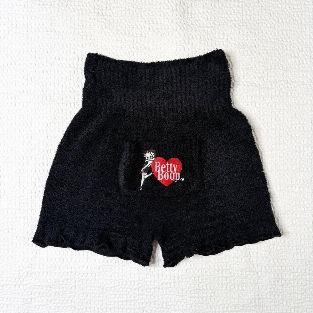 Betty Boop knit micro mini shorts
